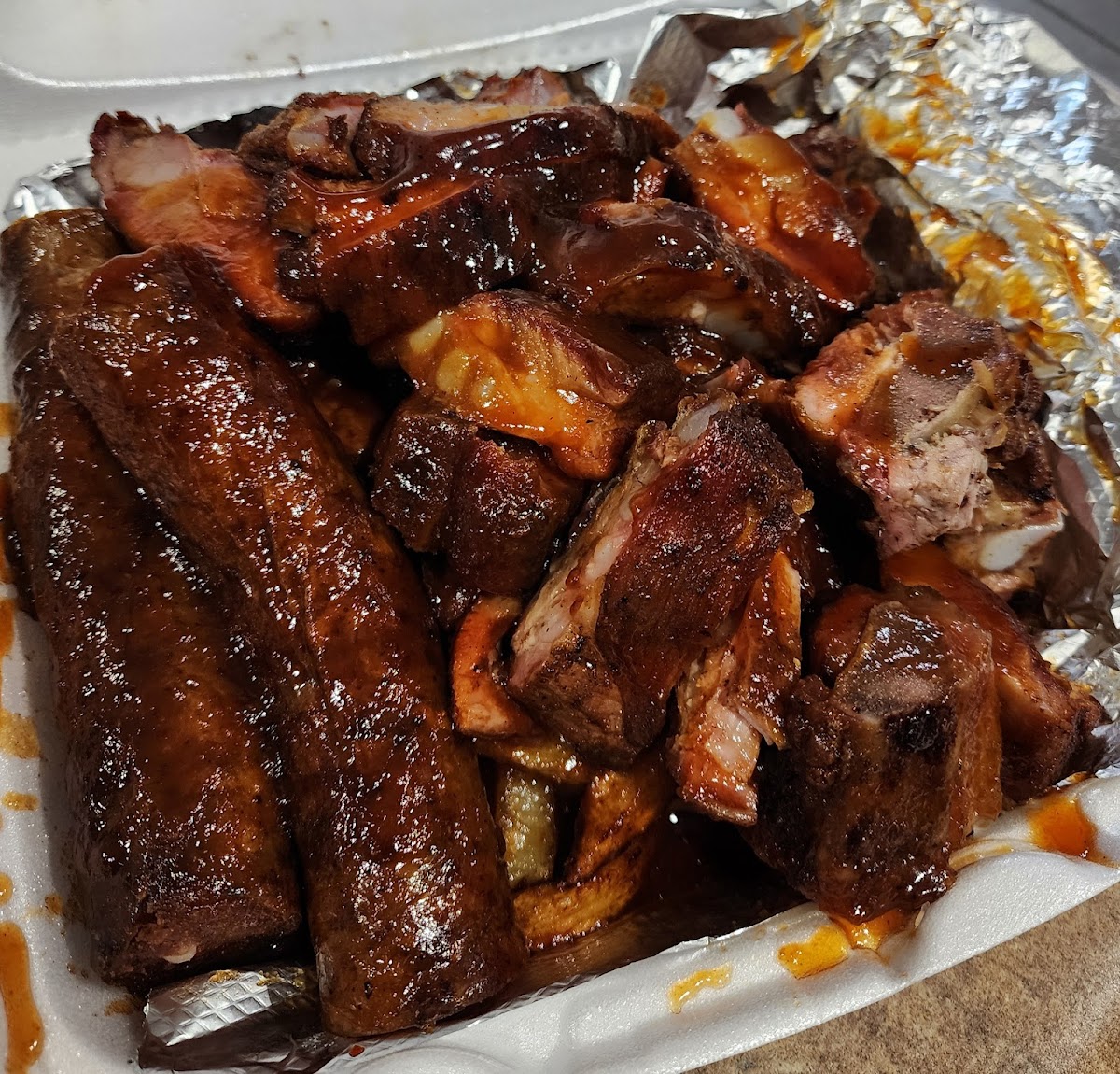 Banner Ember And Oak Smokehouse 02